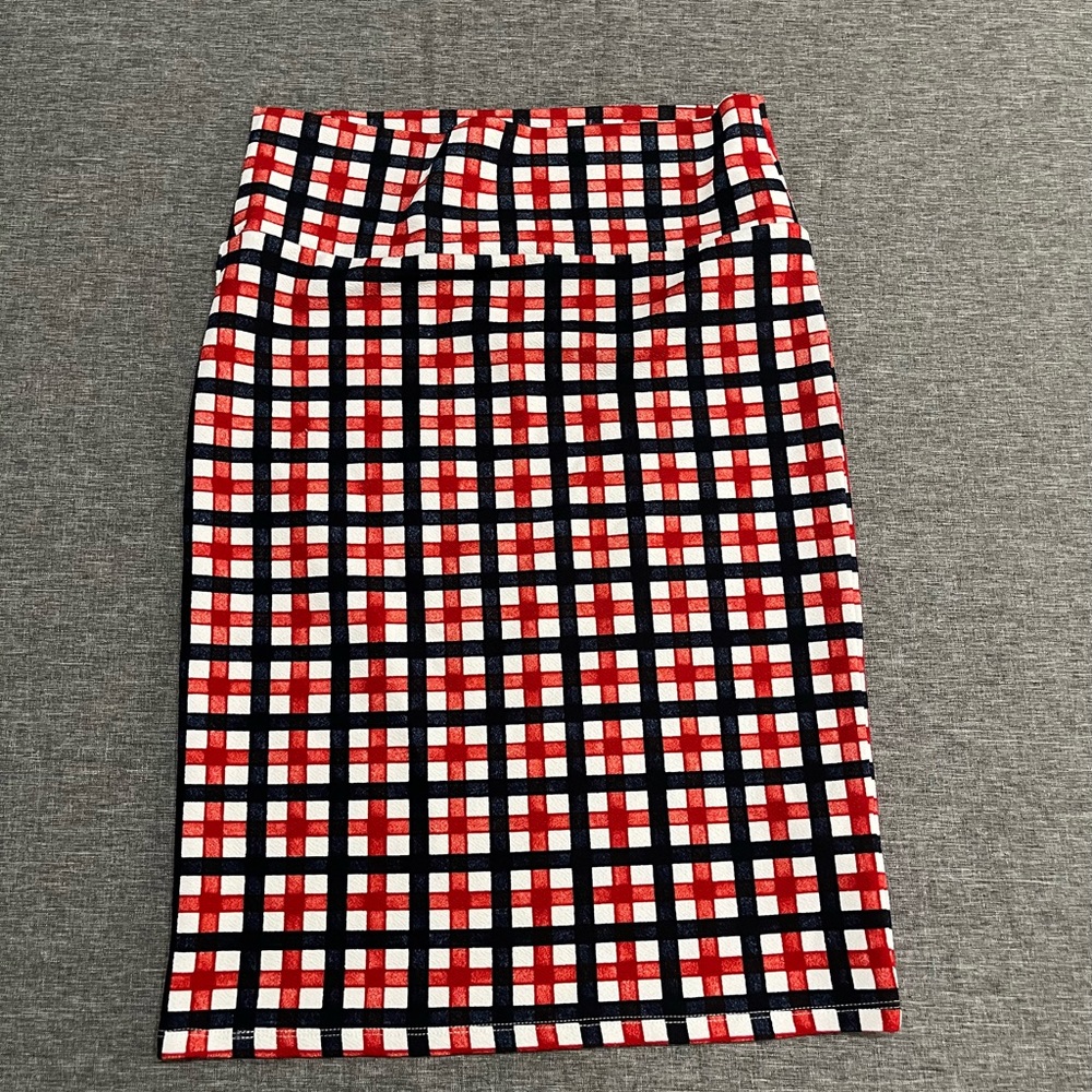 LuLaRoe Cassie, medium
